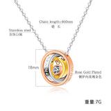 NEHZUS Pendentif à fermoir à trois anneaux tricolore à la mode et simple pour hommes et femmes en acier au titane avec collier de couple personnalisé en diamant