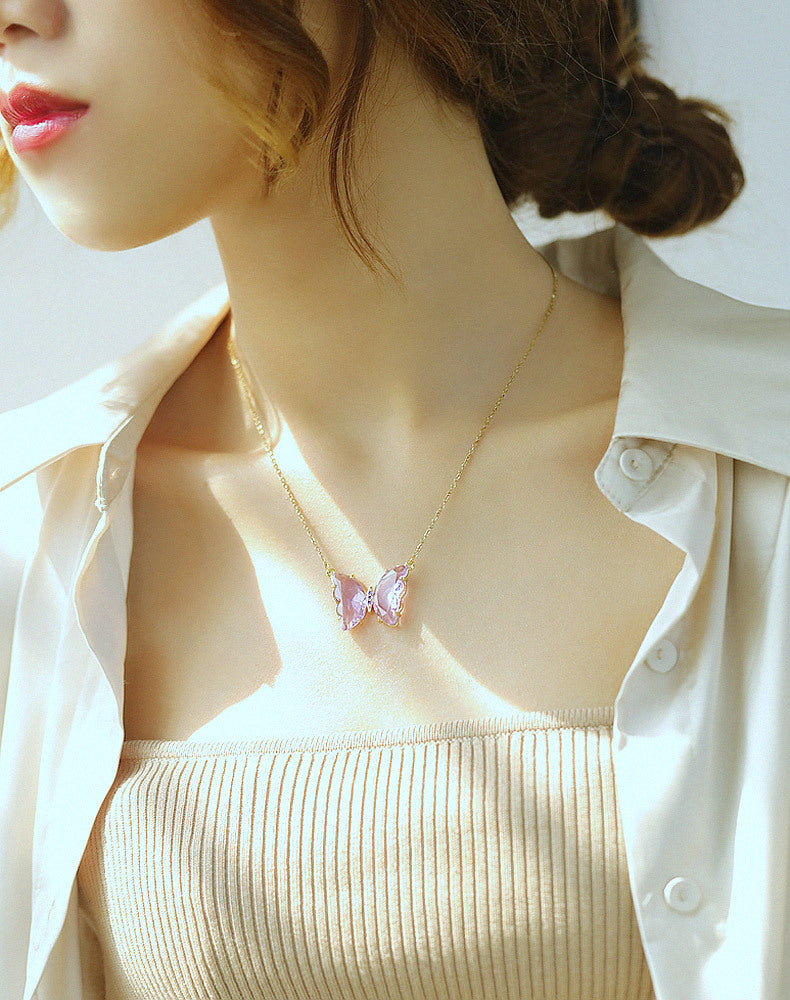 Petite chaîne de clavicule fraîche créative pour fille, pendentif en cristal et diamant, collier papillon polyvalent personnalisé