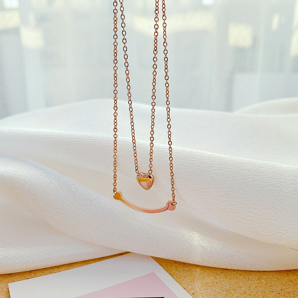 NEHZUS Multilayer Temperament Titanium Steel Necklace For Women Classic Love Bay Plaque Collarbone Chain Wholesale