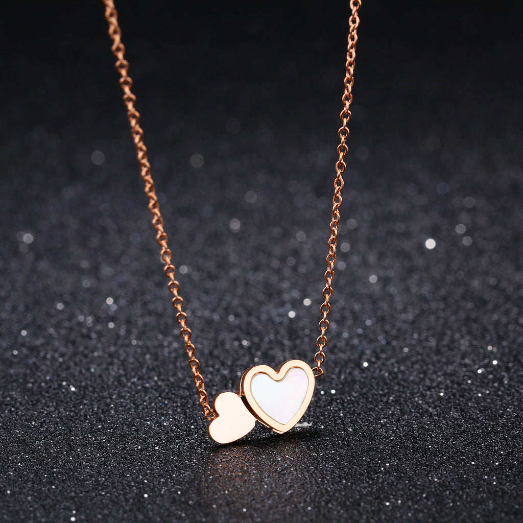 Collier de mode Double coeur d'amour en acier inoxydable plaqué or Rose collier de clavicule pour les femmes