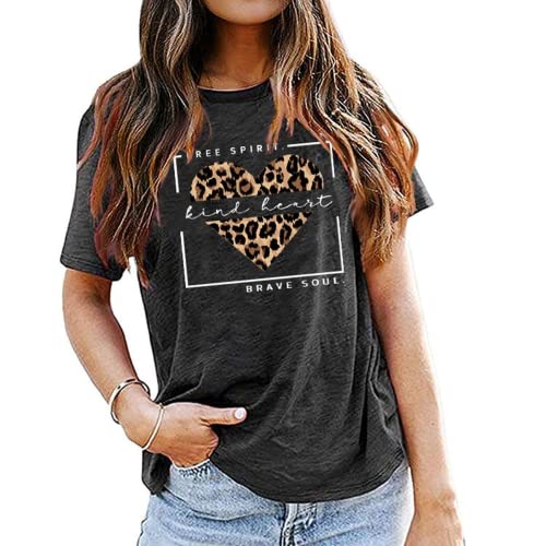 Frau Free Spirit Kind Heart Brave Soul Leopard Heart T-Shirt Frauen Grafik Shirt