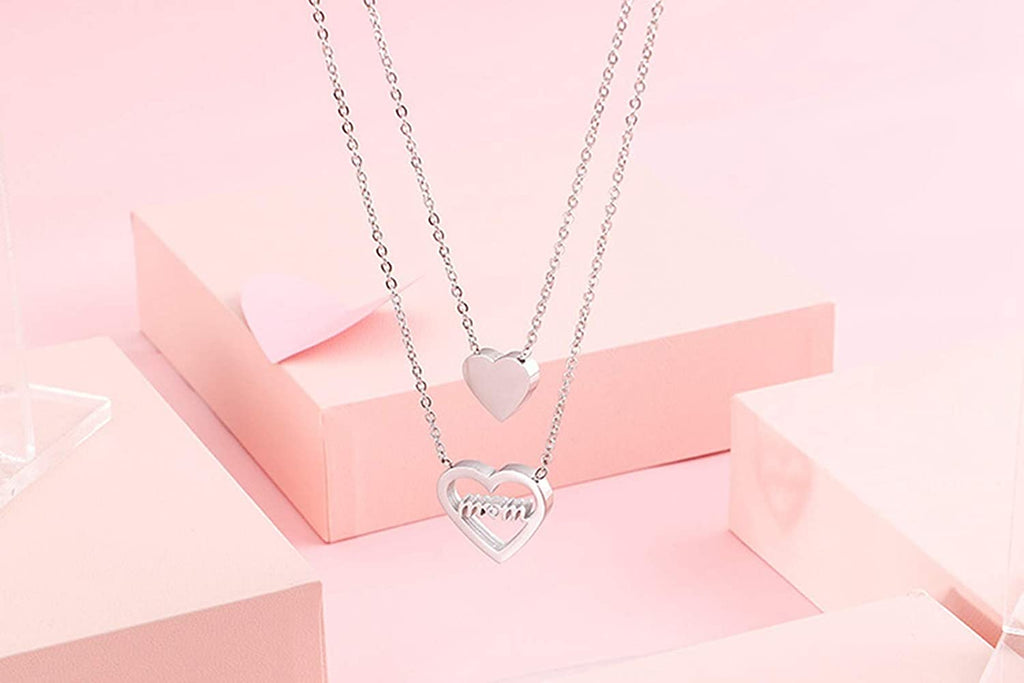 Collier avec pendentif en forme de cœur d'amour pour femme, en acier inoxydable plaqué or, incrustation de zircone cubique 5A, collier de maman personnalisé avec nom d'enfant