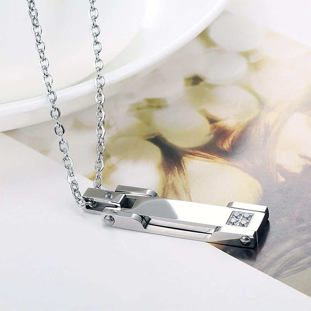 Paar-Halskette mit Anhänger aus Edelstahl, personalisiertes passendes Halsketten-Set für Paare mit eingraviertem Namen, Schriftzug und Datum