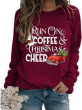 Sweat-shirt à café de joie de Noël pour femmes, je cours sur le café et la chemise de joie de Noël