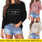MOMMY EST 2022 Love Herbst/Winter Unten Buchstaben Langarm Pullover in Übergröße