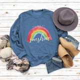 „You Are My Sunshine“-Pullover mit Regenbogen-Buchstabendruck für Damen