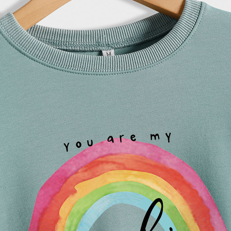 „You Are My Sunshine“-Pullover mit Regenbogen-Buchstabendruck für Damen