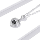 925 Sterling Silver Mysterious Creative Snake Necklace Heart Black Gem Pendant Necklace for Women Party Fine Jewelry