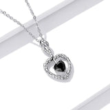 925 Sterling Silver Mysterious Creative Snake Necklace Heart Black Gem Pendant Necklace for Women Party Fine Jewelry