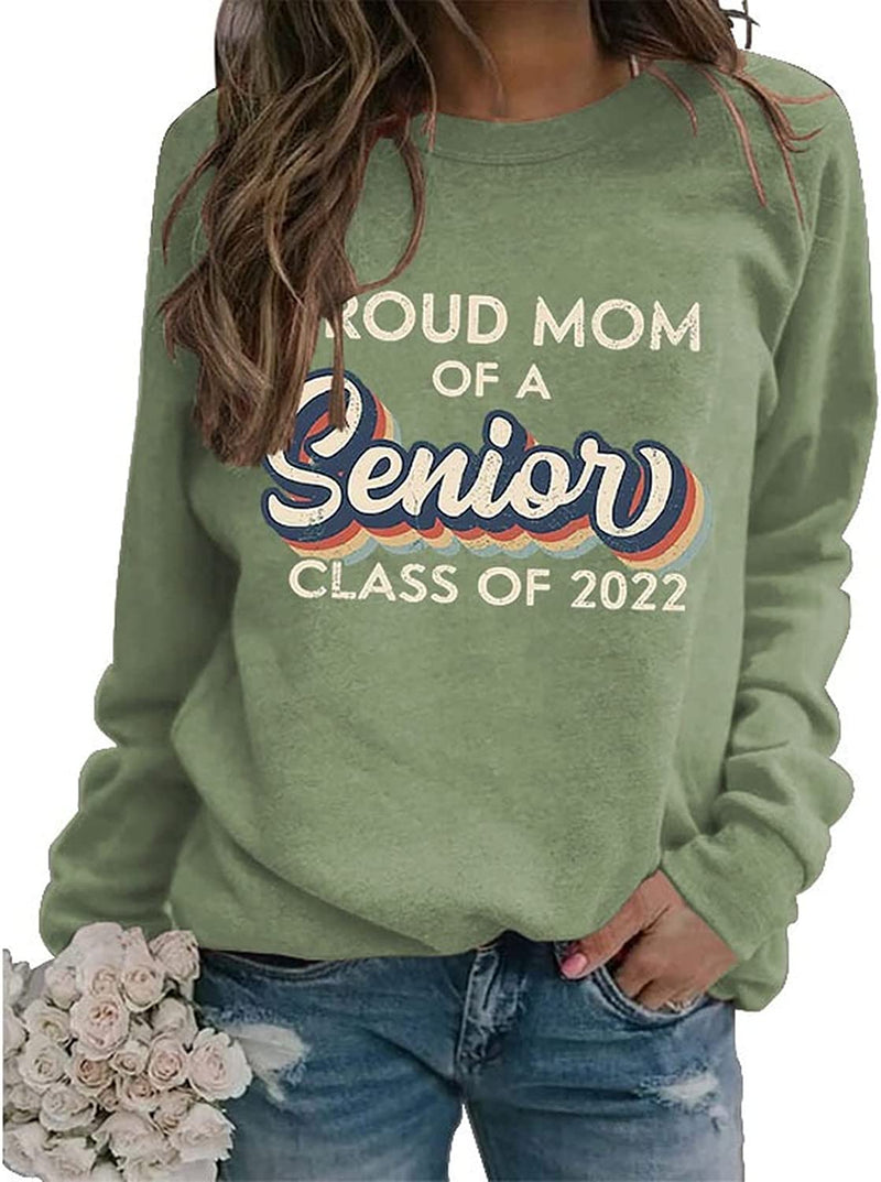 Fière maman d'un sweat-shirt senior 2022, chemise cadeau de remise de diplôme