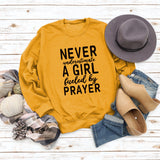 NEVER UNDERESTIMATE A GIRL Letters Fashion Round Neck Loose Long-sleeved Sweater