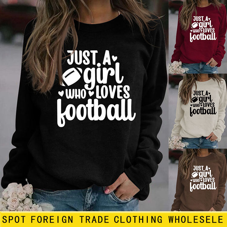 JUSTE UNE FILLE QUI AIME UN SWEAT-SHIRT AMPLE À COL ROND, À MANCHES LONGUES