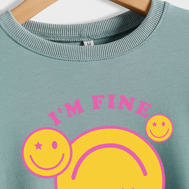 I'M FINE Smiley Letter Print Nouveau pull à manches longues pour femme