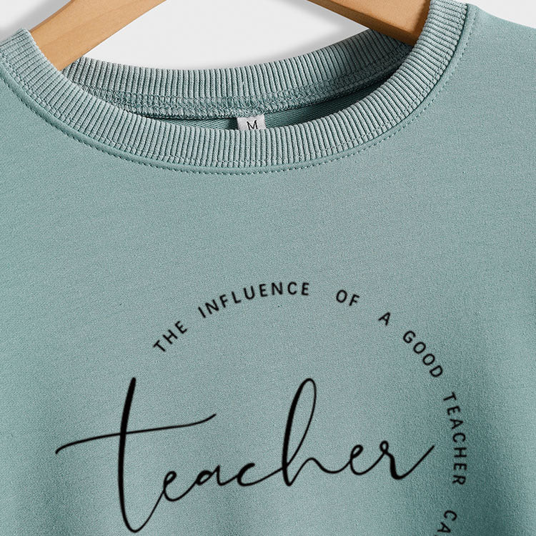 L'INFLUENCE DES LETTRES SWEAT-SHIRT OVERSIZE À MANCHES LONGUES ET COL ROND AMPLE